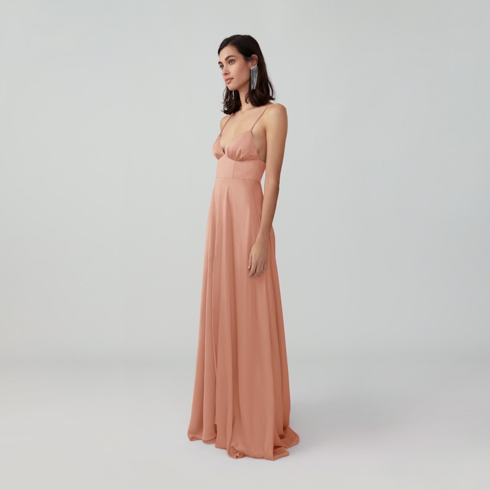 Fame and Partners Strappy Tri Cup Gown - Picture 2 of 9